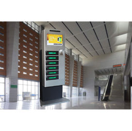 एलसीडी स्क्रीन सेल फोन चार्जिंग स्टेशन लॉकर इंडोर का उपयोग रिमोट प्लेटफॉर्म एडवरटाइजिंग फंक्शन के साथ
